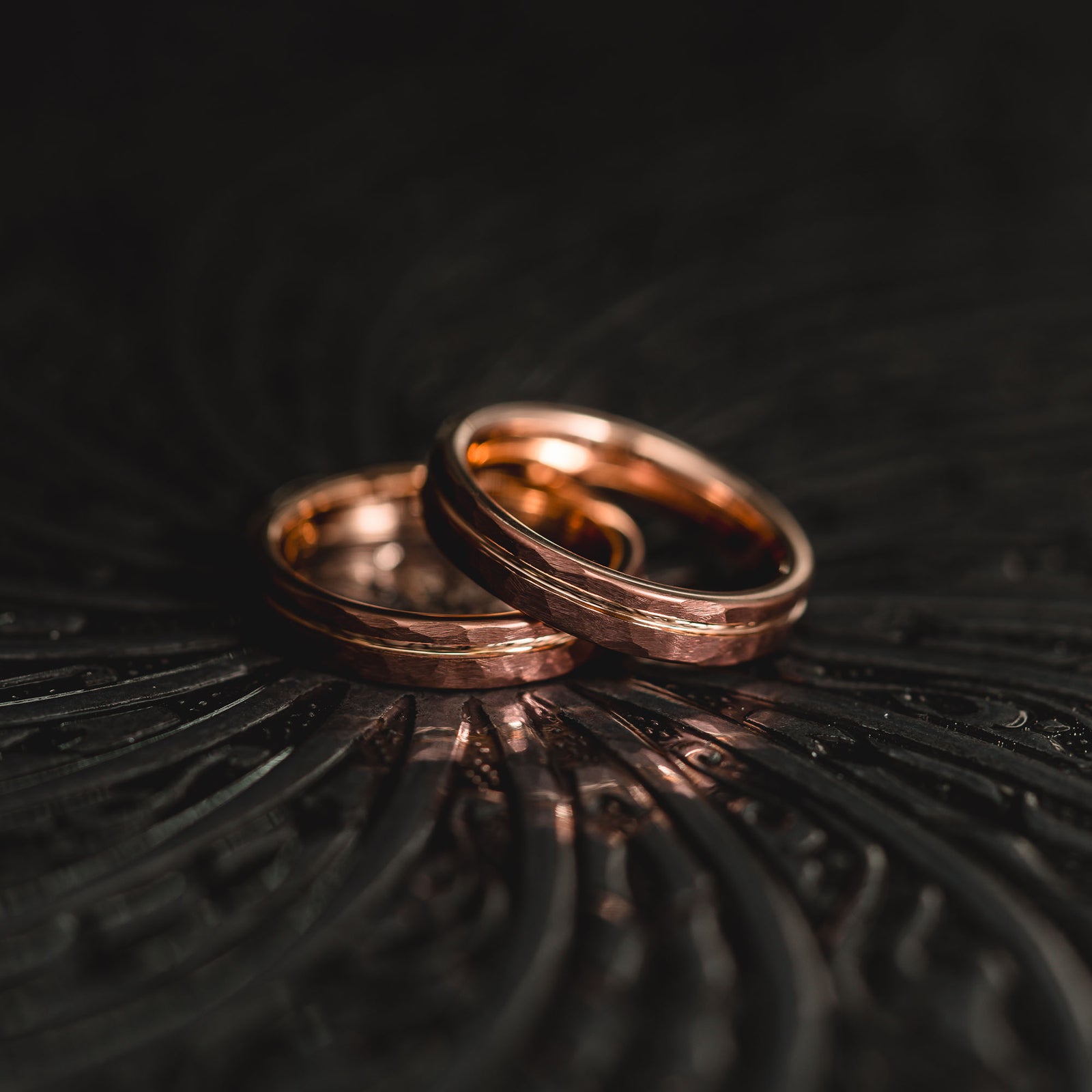 "Hex Forge" Hammered Tungsten Carbide- 4mm Womens- Coffee x Rose Gold