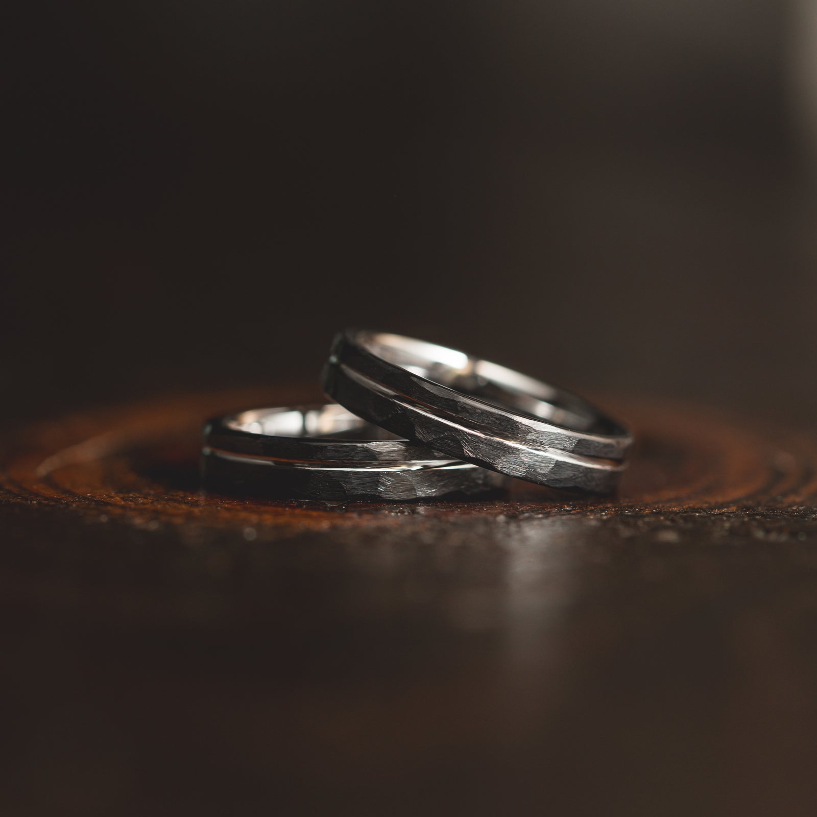 "Hex Forge" Hammered Tungsten Carbide- 4mm Womens- Black x Silver