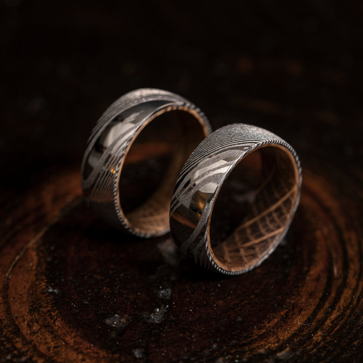 "Poseidon" Polished Damascus Steel Whisky Barrel Wood Inlay Ring