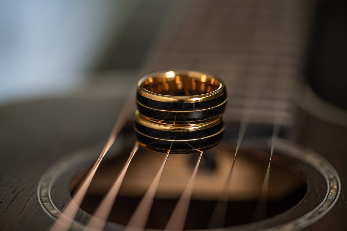 "Celtic Melody" Irish Bog Wood x Guitar String Ring Yellow Gold Tungs